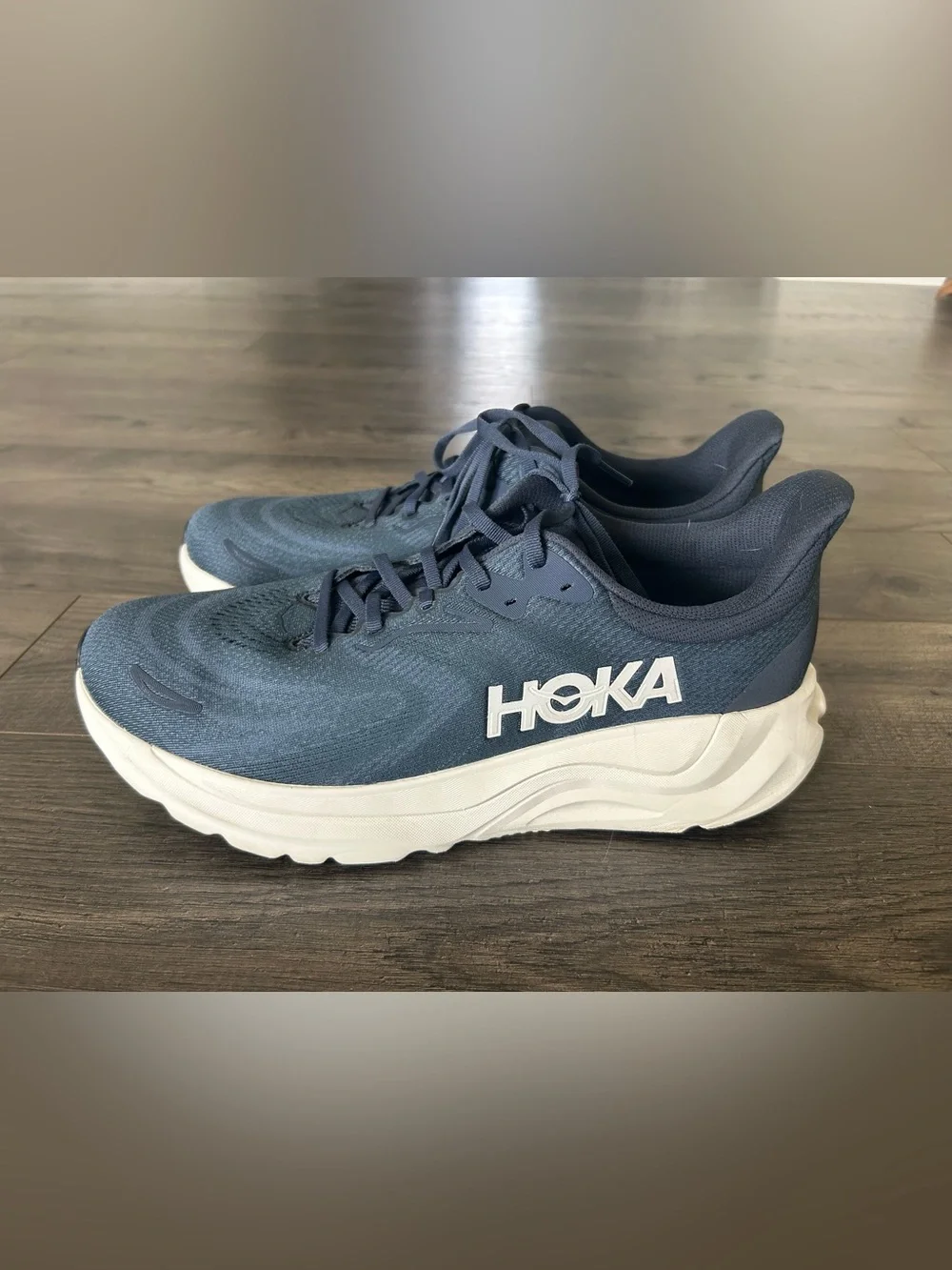 Hoka Men’s Running Shoes Arahi 8 Size 12D Varsity Navy/White
